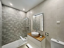 Vilamoura Prestige With Pool by Homiing