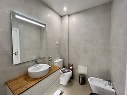 Vilamoura Prestige With Pool by Homiing