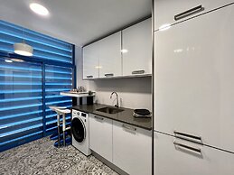 Vilamoura Prestige With Pool by Homiing