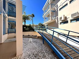 Vilamoura Prestige With Pool by Homiing
