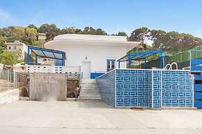 Alcamo Pool House