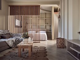 Laura Suites