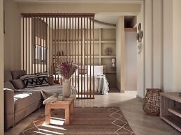 Laura Suites