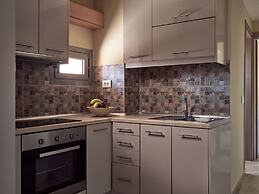 Laura Suites