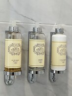Jasmine Hotel