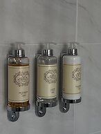 Jasmine Hotel