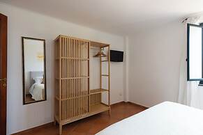 flowers apartments and rooms