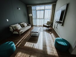 Midland Hotel & Resort