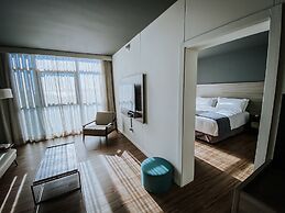 Midland Hotel & Resort