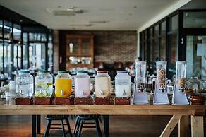 Midland Hotel & Resort