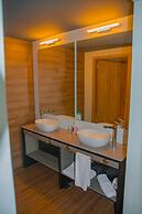Midland Hotel & Resort