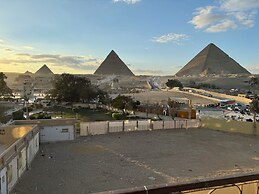 Osiris pyramids view inn