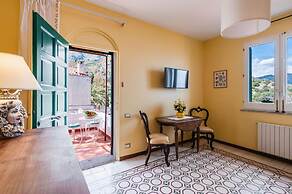 Casetta Amelia by Wonderful Italy