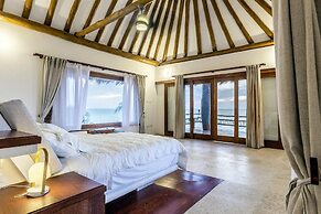 DK Luxury Ocean Front Villas - Adults Only by Baleine Group