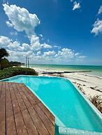 DK Luxury Ocean Front Villas - Adults Only by Baleine Group