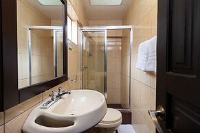 Hotel Majestic 2 by HHG