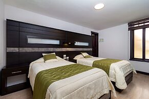 Hotel Majestic 2 by HHG