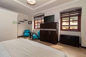 Hotel Majestic 2 by HHG