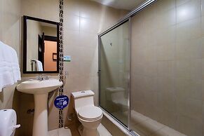 Hotel Majestic 2 by HHG