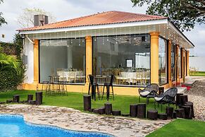 Hotel H4