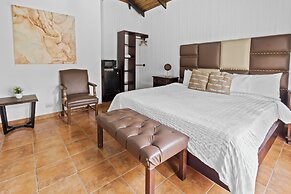 Hotel H4