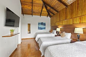 Hotel H4