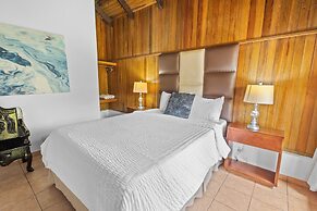 Hotel H4