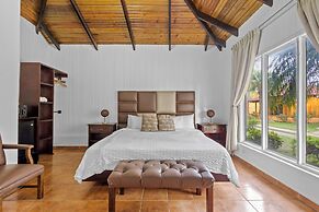 Hotel H4
