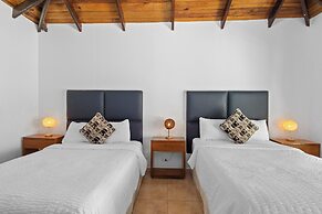 Hotel H4