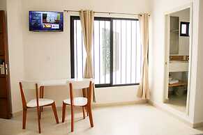 Acacia Hotel
