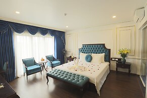 Royal Văn Phú Hotel