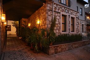 Cozy Flat near Hadrian's Gate - Mimoza