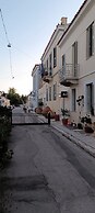 Apeiron Acropolis Suites