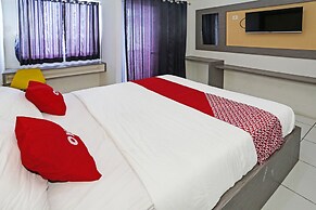OYO 92317 Apartment Riverview By Alima View