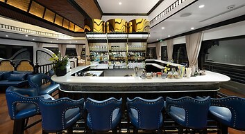 Catherine Cruises