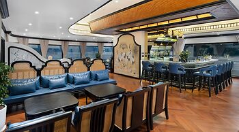 Catherine Cruises