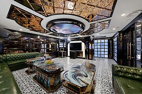 Catherine Cruises
