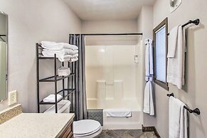 Appleton Abode Near Lake Winnebago & Downtown