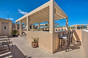 Playa del Carmen Beachfront Condo w/ Pool Access!