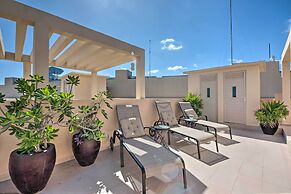 Playa del Carmen Beachfront Condo w/ Pool Access!