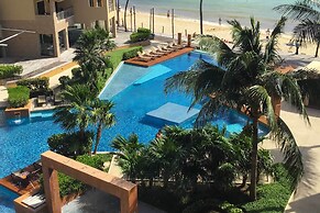 Playa del Carmen Beachfront Condo w/ Pool Access!