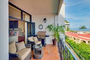 Resort Condo w/ Pool Access & Pacific Ocean Views!
