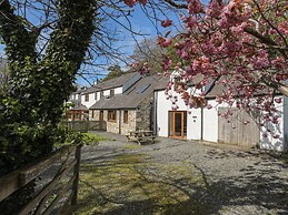 Long Cottage