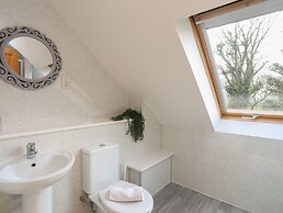 Long Cottage