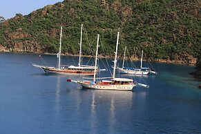 Kaya Yachting
