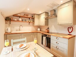 Holly Cottage