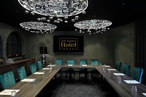 Art Suites Luxury Hotel