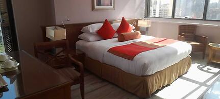 The Clan Suites