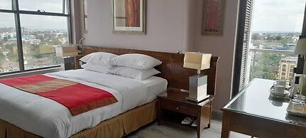 The Clan Suites