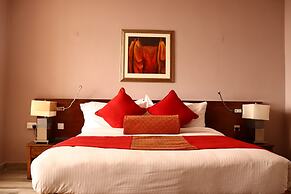 The Clan Suites